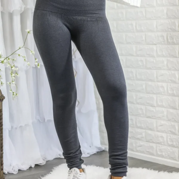High Waist Compression Leggings with French Terry Lining.